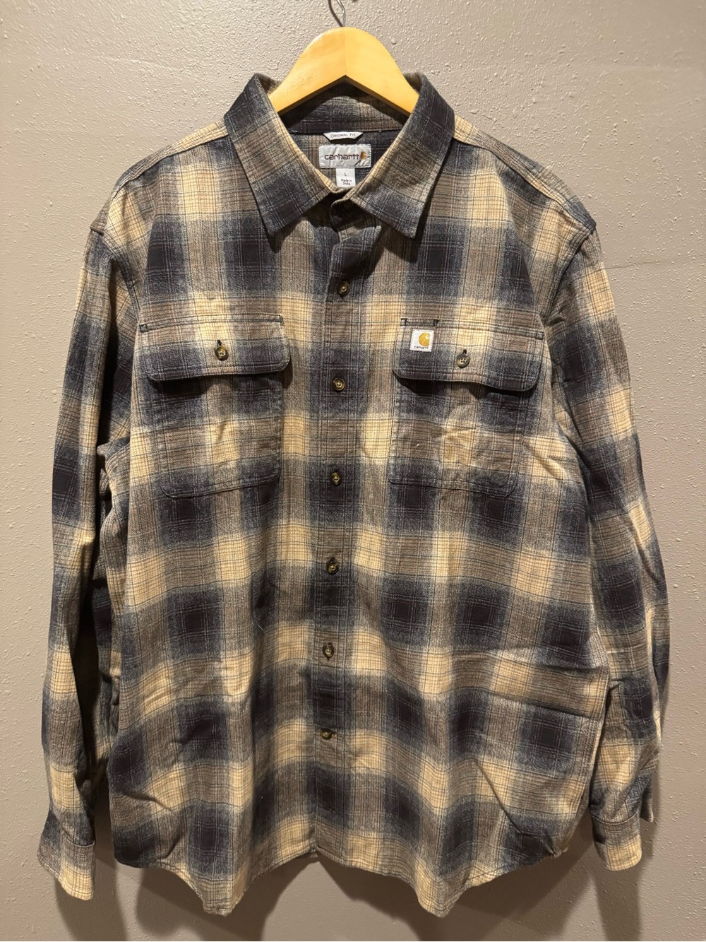 Carhartt Men’s Navy & Beige Plaid Shirt Jacket